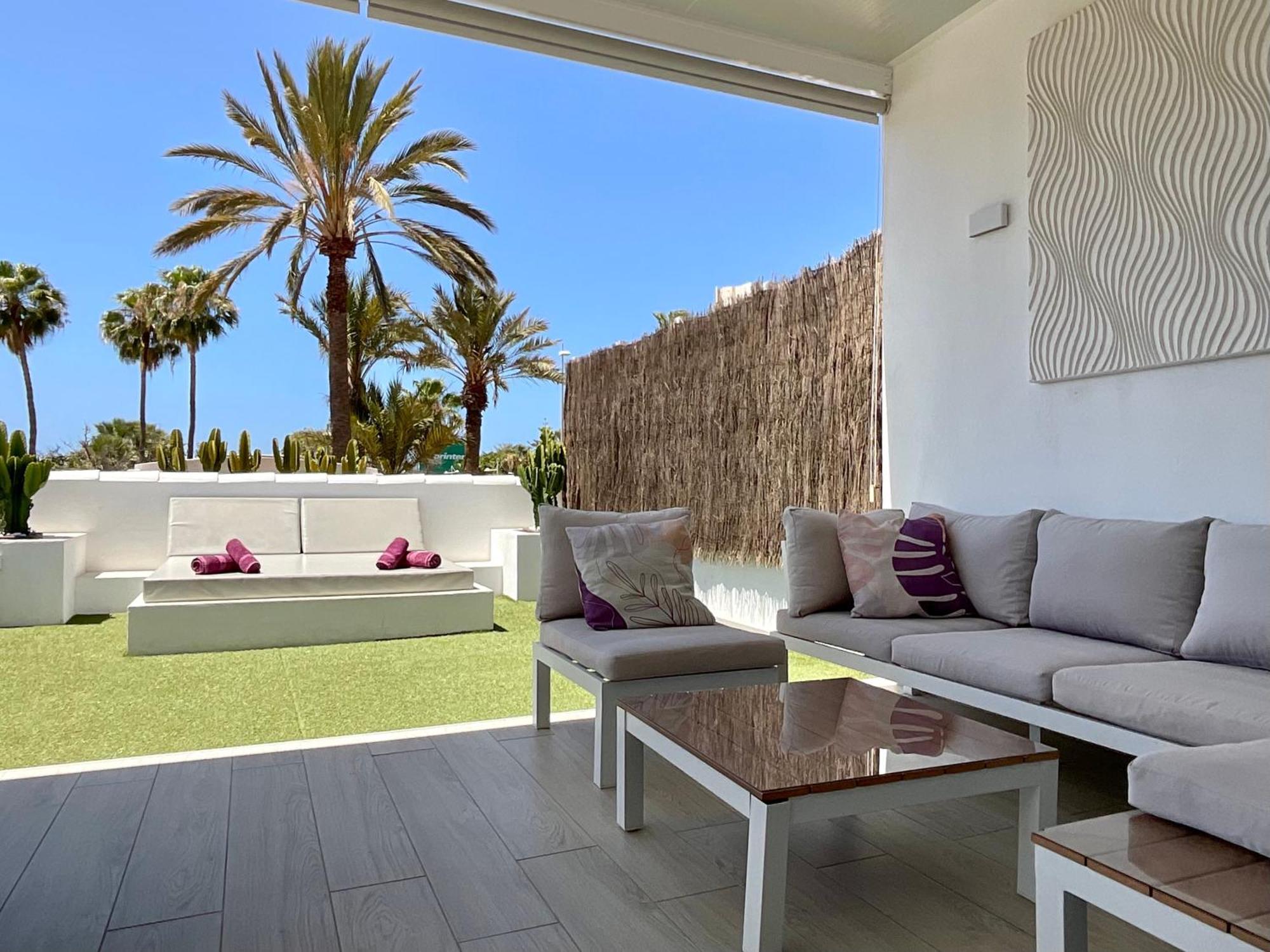 Las Americas Luxury Low-Cost Apartment With Terrace & Views Playa de las Americas  Esterno foto